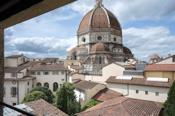 1. Vista duomo camera 2